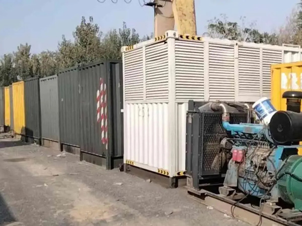 兴宁200KW柴油发电机机组每小时油耗是多少?